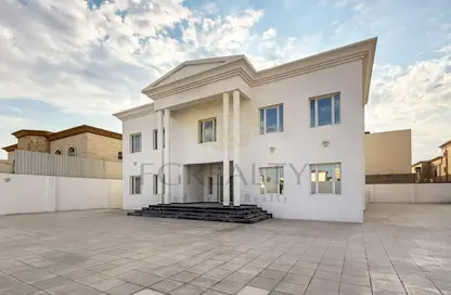 فيلا - 8 غرف نوم - 8 حمامات للايجار في فلل عين خالد - عين خالد - الدوحة