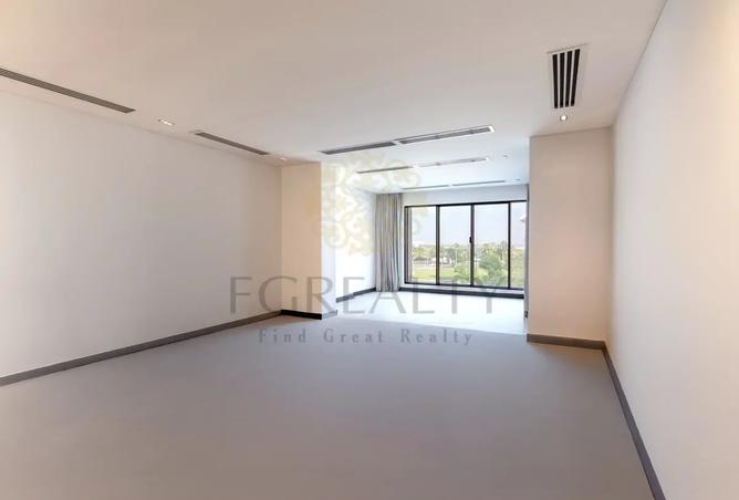 944843 - Property Image 3