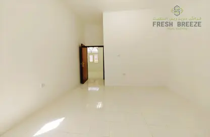 Apartment - 2 Bedrooms - 1 Bathroom for rent in Musheireb - Musheireb - Doha