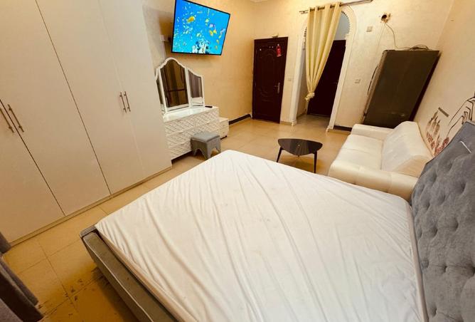 970153 - Property Image 2