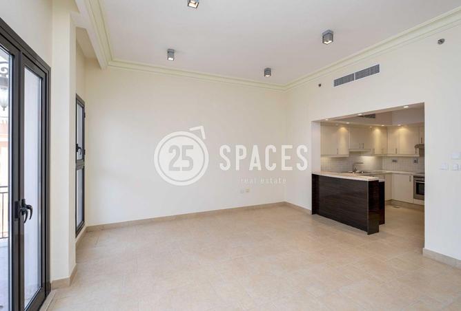 966332 - Property Image 2