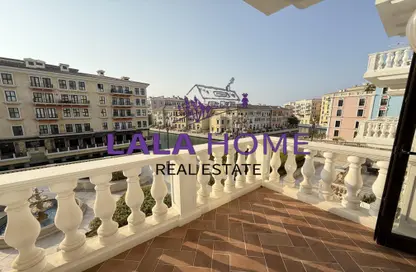 Apartment - 2 Bedrooms - 3 Bathrooms for rent in Carnaval - Qanat Quartier - The Pearl Island - Doha