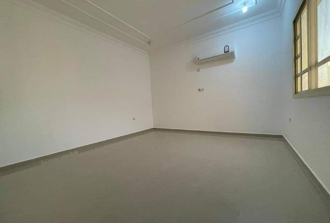 931518 - Property Image 3