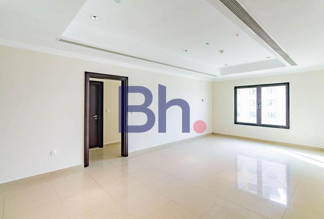 1000329 - Property Image 2