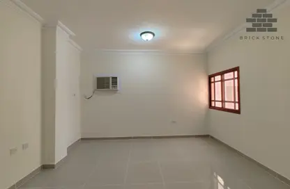 Apartment - 2 Bedrooms - 2 Bathrooms for rent in Hiteen Street - Al Muntazah - Doha