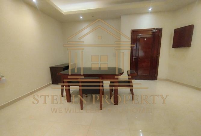 977209 - Property Image 3