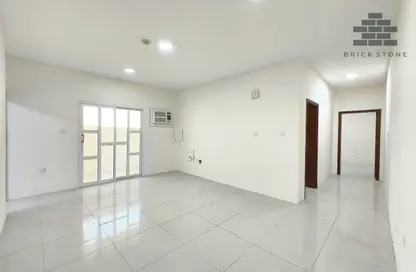 Apartment - 2 Bedrooms - 2 Bathrooms for rent in Hiteen Street - Al Muntazah - Doha