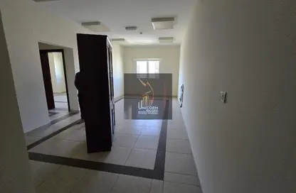 Office Space - Studio - 2 Bathrooms for rent in Home-Al Fina’a - Abdullah Bin Masoud Street - Fereej Bin Mahmoud - Doha