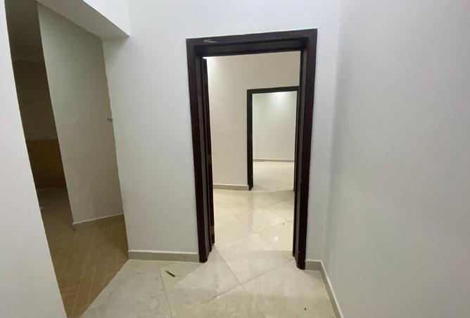 933956 - Property Image 3