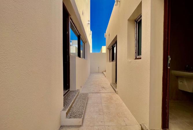 940043 - Property Image 3
