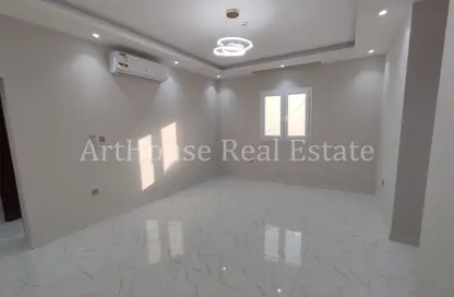 Apartment - 2 Bedrooms - 2 Bathrooms for rent in Old Airport Road - Old Airport Road - Doha