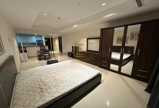 957817 - Property Image 3