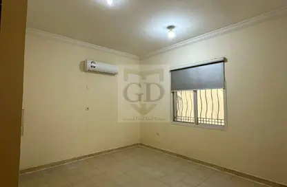 Apartment - Studio - 1 Bathroom for rent in Ain Khaled - Doha