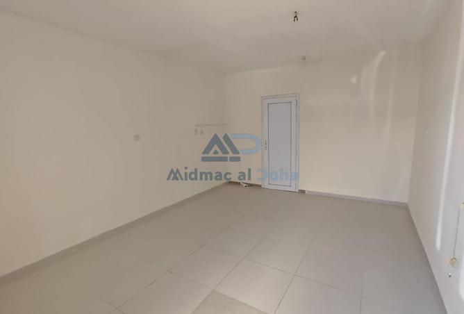 987307 - Property Main Image