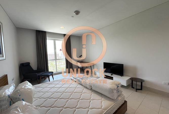 976795 - Property Image 2