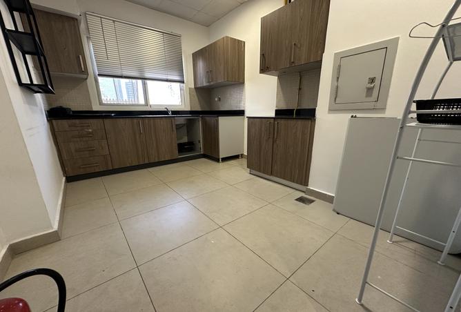 978654 - Property Image 2