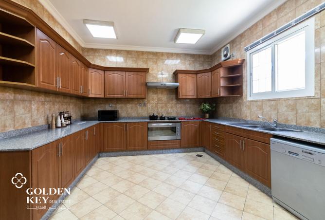 809458 - Property Image 3