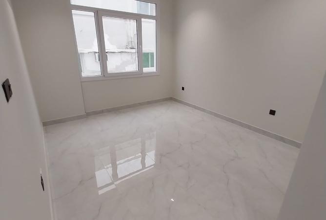 993649 - Property Main Image