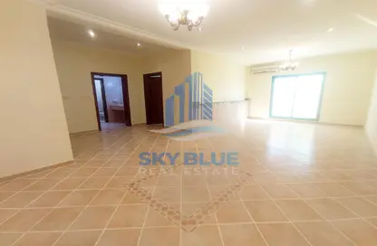 Villa - 5 Bedrooms - 5 Bathrooms for rent in Al Thumama - Doha