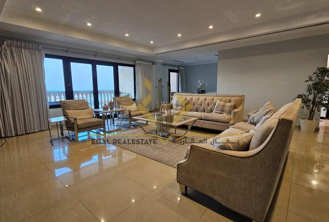 952680 - Property Image 2