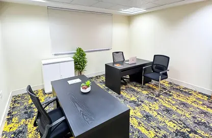مساحات مكتبية - استوديو - 2 حمامات للايجار في شارع النعيجة - غرب الهلال - الهلال - الدوحة