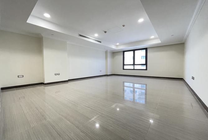 960585 - Property Main Image