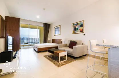Apartment - Studio - 1 Bathroom for rent in Imperial Diamond - Viva Bahriyah - The Pearl Island - Doha