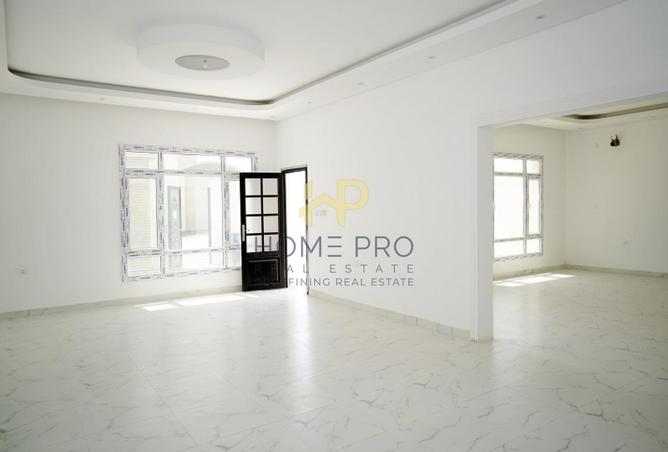 900460 - Property Main Image