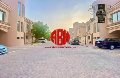 فيلا - 5 غرف نوم - 5 حمامات للايجار في شارع الحمرا - الثمامة - الدوحة
