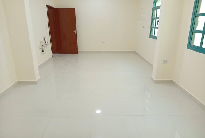 980770 - Property Image 2