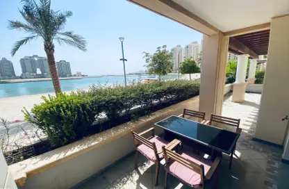 Townhouse - 2 Bedrooms - 2 Bathrooms for rent in Viva East - Viva Bahriyah - The Pearl Island - Doha