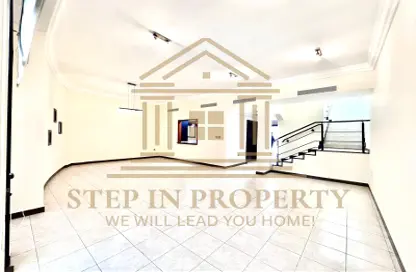 Compound - 3 Bedrooms - 4 Bathrooms for rent in Old Airport Road - Old Airport Road - Doha