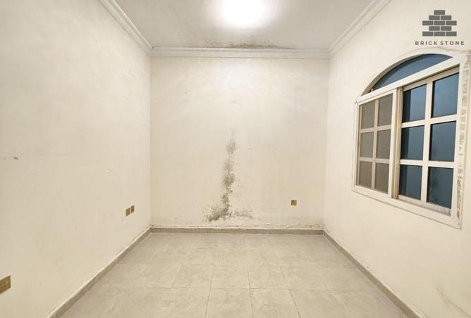 904614 - Property Image 2