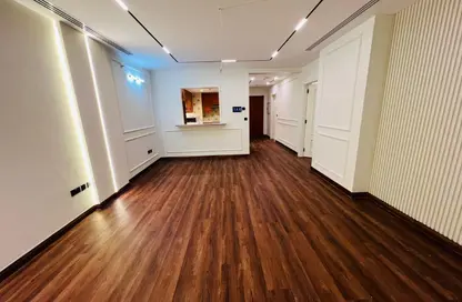 Apartment - 1 Bedroom - 2 Bathrooms for rent in Porto Arabia - The Pearl Island - Doha