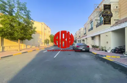 Villa - 3 Bedrooms - 4 Bathrooms for rent in Al Luqta - Al Luqta - Doha
