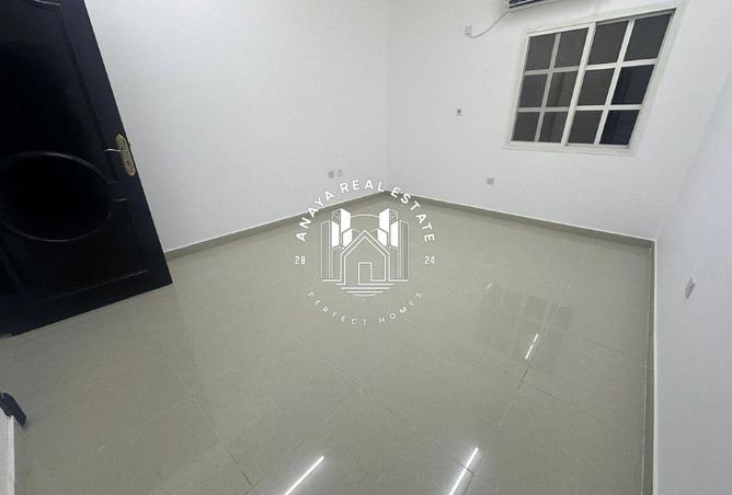 960878 - Property Image 3