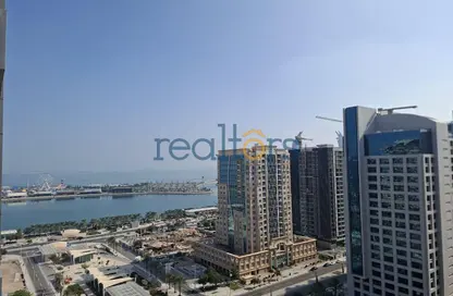 Apartment - 2 Bedrooms - 3 Bathrooms for rent in Marina Tower 23 - Marina District - Lusail