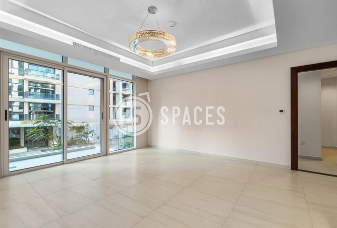 906064 - Property Image 2