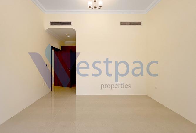 872102 - Property Image 3