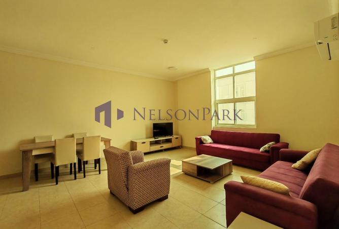 996512 - Property Image 3