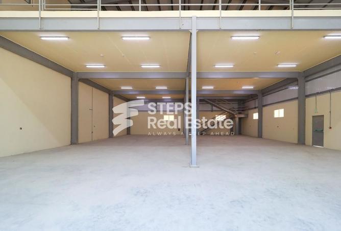 966269 - Property Image 2