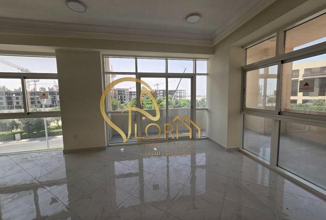 930173 - Property Image 2