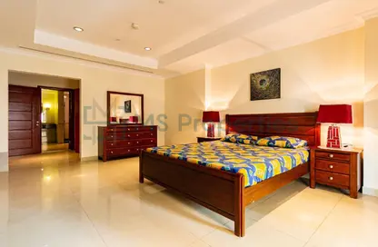 Apartment - 2 Bedrooms - 3 Bathrooms for sale in East Porto Drive - Porto Arabia - The Pearl Island - Doha