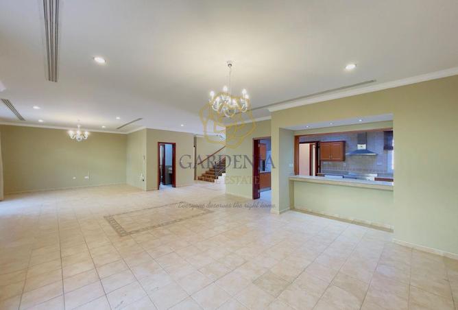 949985 - Property Image 2