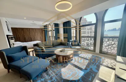 Apartment - Studio - 1 Bathroom for rent in Viva West - Viva Bahriyah - The Pearl Island - Doha