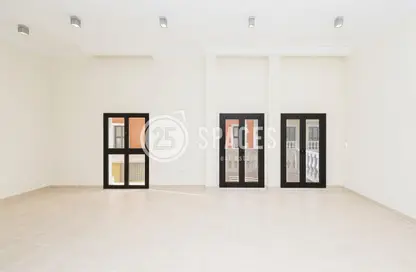 Apartment - 3 Bedrooms - 4 Bathrooms for rent in Carnaval - Qanat Quartier - The Pearl Island - Doha