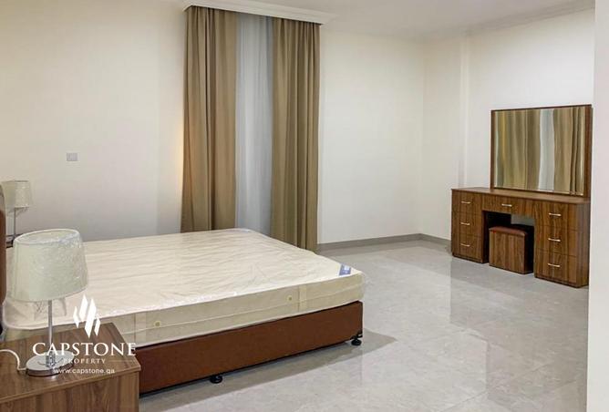 958589 - Property Image 3