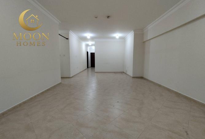 997692 - Property Image 2