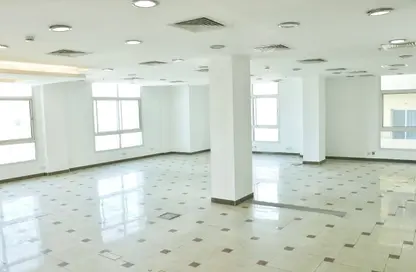 مساحات مكتبية - استوديو - 2 حمامات للايجار في ام غويلينا - أم غويلينا - الدوحة