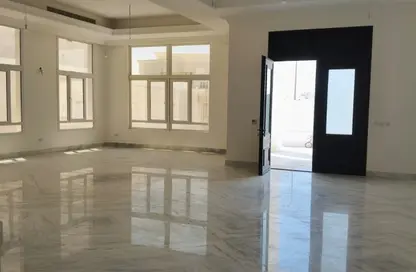 Villa - 5 Bedrooms - 5 Bathrooms for sale in Al Kharaitiyat - Umm Salal Mohammed